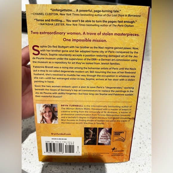 BN - The Paris Deception - Picture 2 of 2